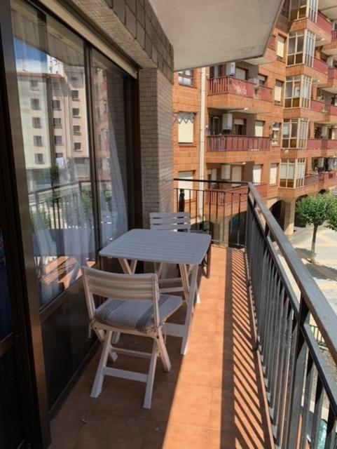 Apartamento apto con garaje para 5 personas cerca ayuntamiento Bilbao Exterior foto